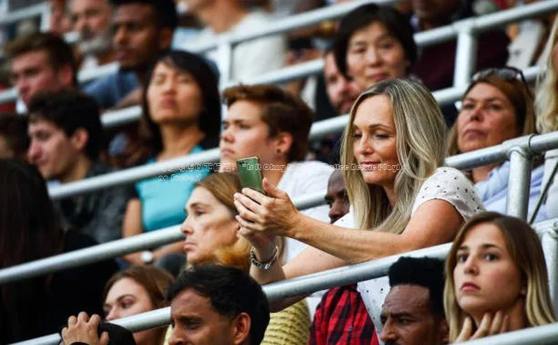 长征注册官网入口小米可以考虑以下标题： \